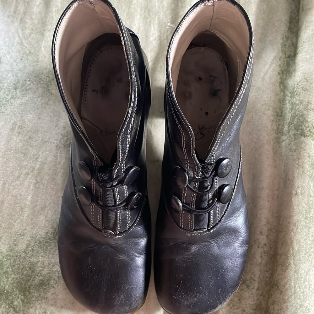 Fluevog booties